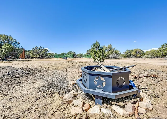 Vacation W/ Private Yard & Fire Pit * Kingman